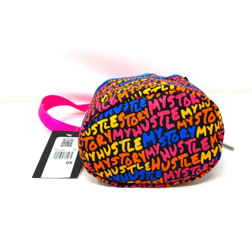 Converse Womens Bag 10021615-A01 MINI BUCKET CROSSBODY Canvas My Story My Hustle - Picture 2 of 5